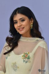 Heeba Patel at 24 Kisses Trailer Launch